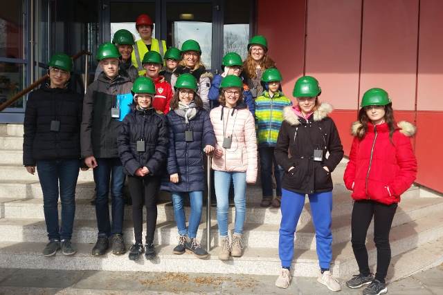 Die 9. Klasse der Torwiesenschule besuchte am 21.02.2019 das Müllheizkraftwerk in Stuttgart-Münster